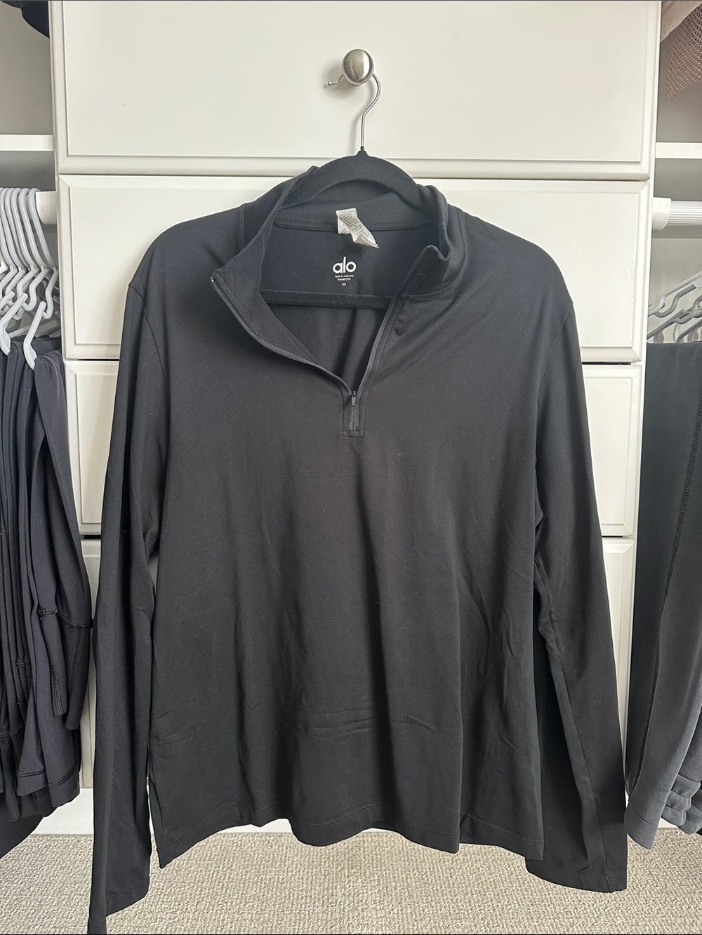 ALO Yoga Men’s Black Zip-Neck Pullover Long Sleeve